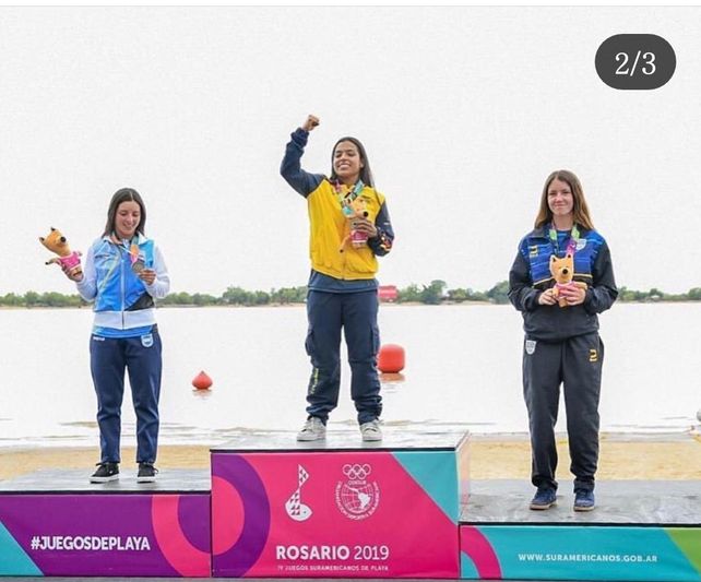 El podio femenino con Melisa sumando la plateada.&nbsp;