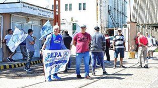 Concepción del Uruguay: bloquean ingreso de camiones al puerto