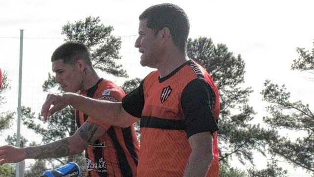 Marcelo Candia, el entrenador del Pueblo Rojinegro