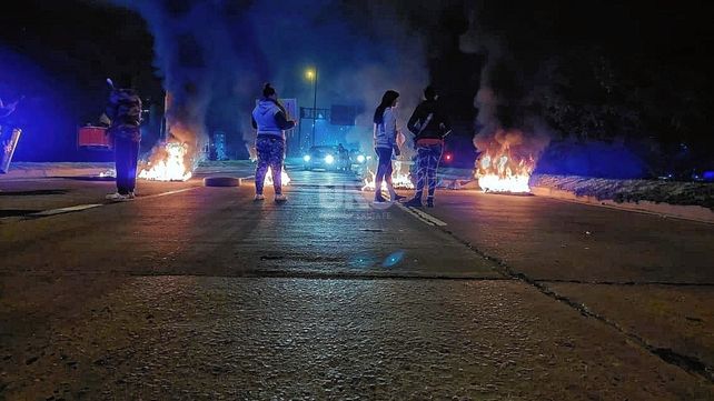 La manifestación fue a la altura de la Fuente de la Cordialidad. Los familiares de José&nbsp;Francioni quieren una respuesta.&nbsp;