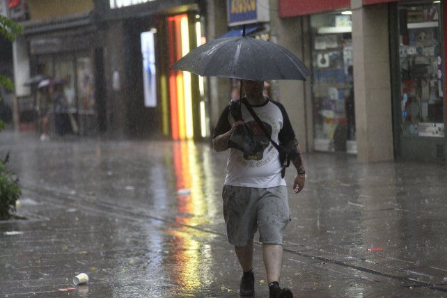El tiempo en Rosario: un jueves con previsiones de tormenta para toda la jornada