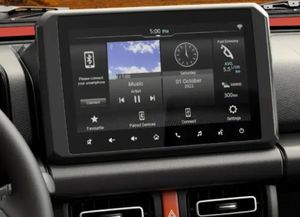 Los botones vuelven a los autos: por qué las grandes marcas empiezan a abandonar las pantallas táctiles