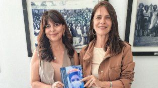 Patricia Sanabria y Adriana Satler visitaron la Redacción de UNO para compartir el libro Las huellas de sus miradas