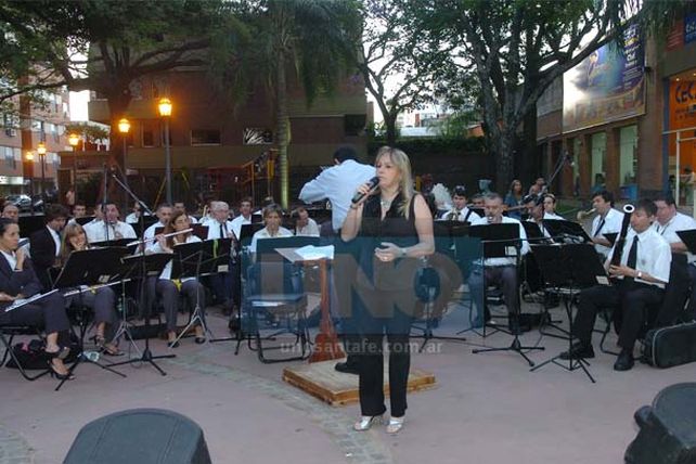 La ciudad de Santa Fe festeja a lo grande sus 438 años