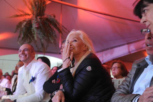 Susana Giménez asistió al desfile de modelos que se hizo en el Grand Hotel de Punta del Este.&nbsp;
