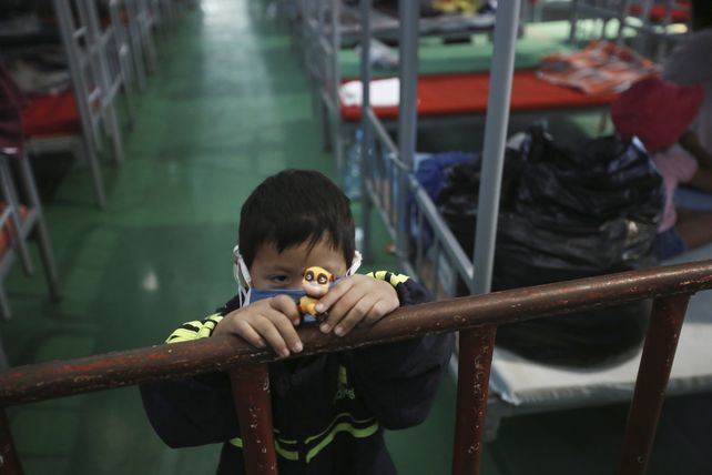 Niños migrantes deportados desde EEUU en un centro de acogida en Ciudad Juárez.
