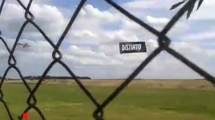 Se cayó una avioneta de publicidad en la costa