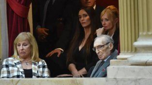 Yuyito González estuvo en el palco familiar de Javier Milei en el Congreso