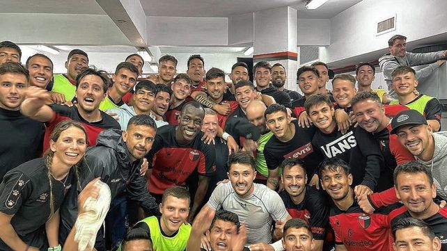 La arenga de Saralegui en Colón: Segunda final en casa
