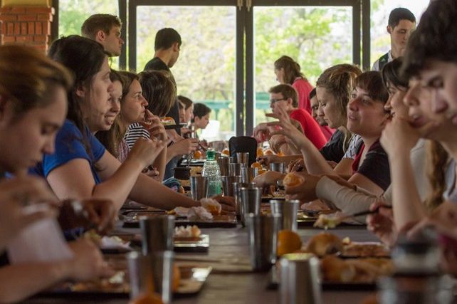 Nueva convocatoria para las becas de Comedor Universitario
