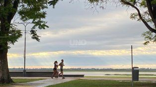 Pese al sol, está vigente para la noche de este viernes un alerta por tormentas para la ciudad de Santa Fe