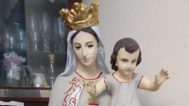 La imagen de la Virgen de La Merced tras ser restaurada por Mónica Schumacher