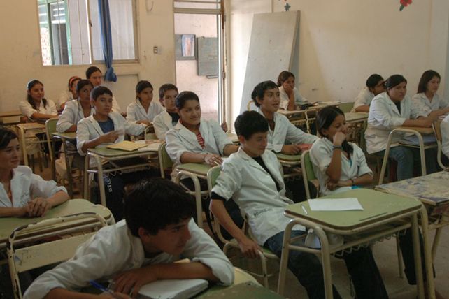 “Cada año, la inscripción a la secundaria es mayor”