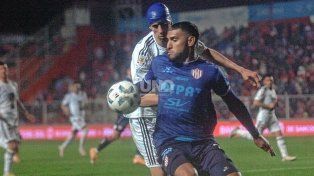 Unión no tuvo gol, empató con un amarrete Riestra en el 15 de Abril y desaprovechó otra chance de ser líder