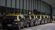 Taxis compartidos: proponen hacer una prueba piloto en la Terminal de Ómnibus