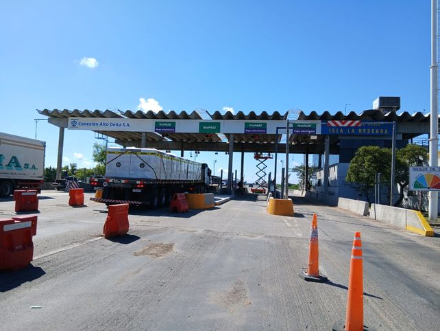 Desde que comenzó el cobro del peaje en el puente Rosario-Victoria con sistema Telepase y pago electrónico, el sistema de cobro que tiene beneficios y descuentos alcanzó el 50 por ciento de los usuarios.
