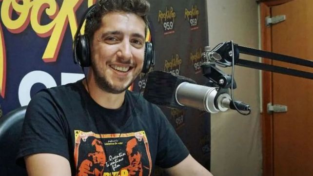 Jey Mammon volvió a la radio en medio de una fuerte polémica sobre la denuncia de abuso que le hizo Lucas Benvenuto.&nbsp;