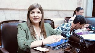 La legisladora se quejó de la postura de algunos sindicatos contra la reforma laboral.