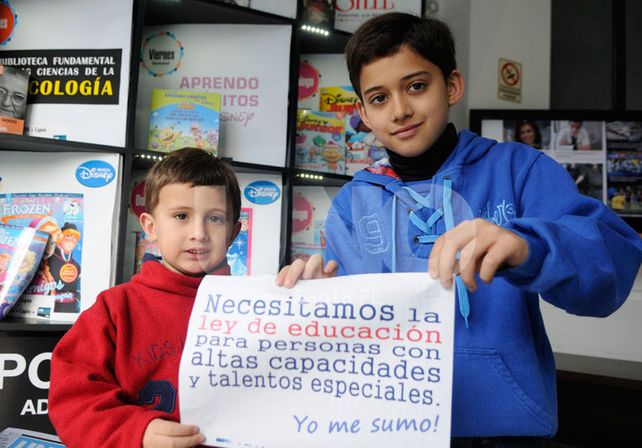 Nicolás y Felipe. Al igual que su familia