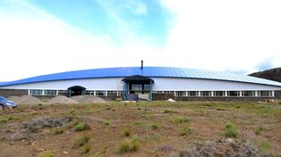 Construyen el primer hospital que atenderá con medicina convencional y mapuche