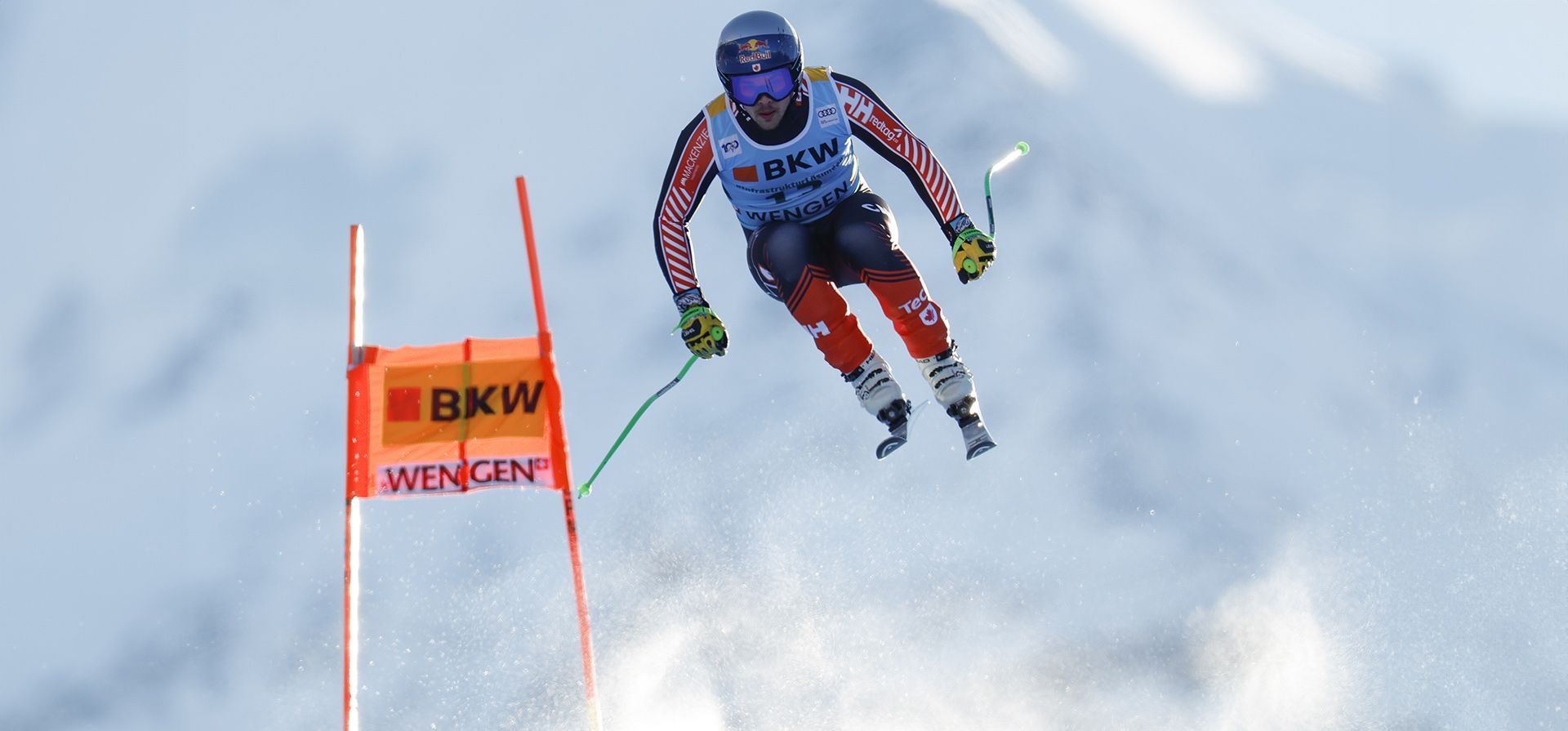 El estadounidense Ryan Cochran Siegle está en el aire durante una carrera de esquí alpino y descenso de la Copa Mundial masculina, en Wengen, Suiza, el jueves 11 de enero de 2024. (Foto AP/Alessandro Trovati) El estadounidense Ryan Cochran Siegle está en el aire durante una carrera de esquí alpino y descenso de la Copa Mundial masculina, en Wengen, Suiza, el jueves 11 de enero de 2024. (Foto AP/Alessandro Trovati)