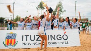 Las chicas de Argentino fueron campeonas en la Liga Nacional en Corrientes.