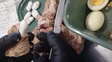 Hallan cocaína escondida en bifes de carne en visita en la cárcel de Las Flores