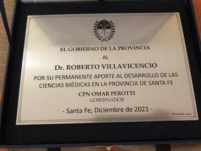 La distinción del Gobierno de la Provincia al Dr. Villavicencio