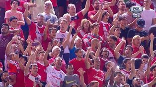 La hinchada de Argentinos se burló e insultó a Tevez