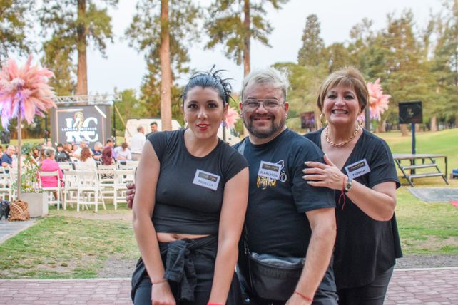 Noelia Suarez, Carlos Galarza y Norma González.  