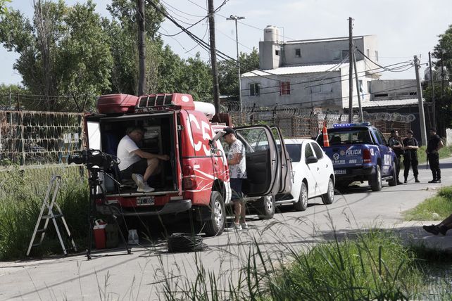 Los Pumitas, el día después: cámaras de TV, amenazas y búnkeres que siguen vendiendo
