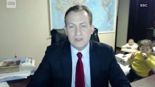Un profesor fue interrumpido por sus hijos en una entrevista en vivo de la BBC y se volvió viral