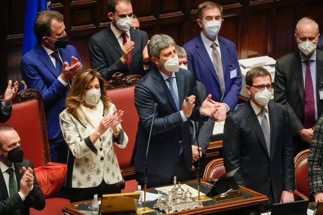 El Parlamento italiano reeligió a Sergio Mattarella como presidente del país