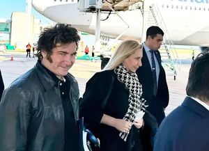 Javier Milei y su hermana Karina ya están en Miami