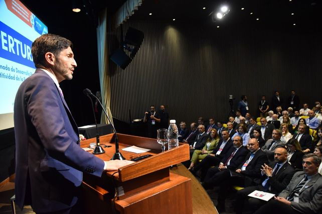 Pullaro, en la Bolsa de Comercio. Pullaro, en la Bolsa de Comercio.