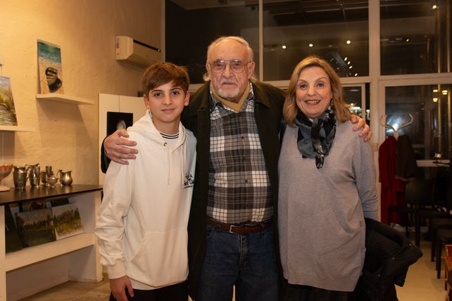 Mateo y Alfredo Gutiérrez y Liliana Lanata  