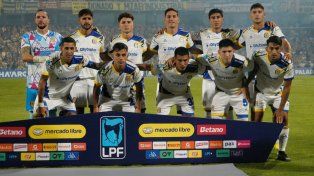 Los once de Central que Almirón puso en cancha en el último partido, frente a River en el Gigante.