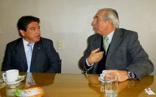 Escajadillo se reunió con autoridades de Instituto Nacional del Agua