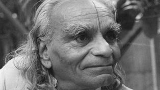 Murió Iyendar, el reconocido gurú indio que popularizó el yoga en el mundo