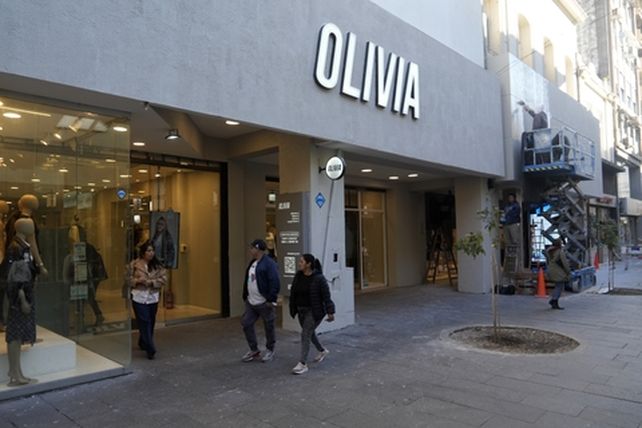 Las marcas de ropa low cost invaden la peatonal Córdoba
