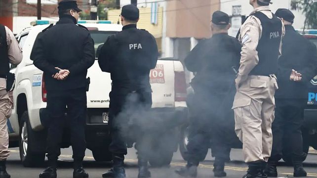 El jefe de Policía de Misiones inició gestiones para acercar posiciones y destrabar el conflicto. Tensión por la llegada de las fuerzas federales enviadas por Patricia Bullrich.Foto: El Territorio