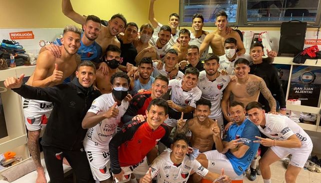 Lo que lograría Colón si es campeón de la Copa de la Liga