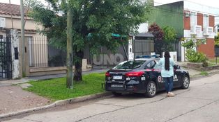 Un albañil, la clave de un violento robo a una casa de Bº María Selva