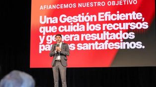 El gobernador Maximiliano Pullaro se reunirá este sábado en Santa Fe con su equipo para evaluar la marcha del gobierno y trazar nuevas metas.&nbsp;