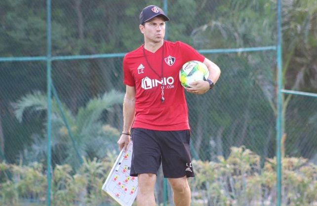 Leandro Cufré le pegó duro a Madelón una década después
