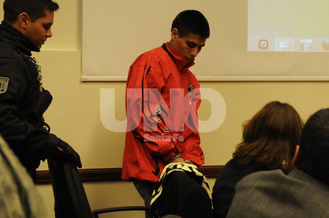 El imputado. El día que ingresó a la sala y se colocó en el lugar de los justiciables.