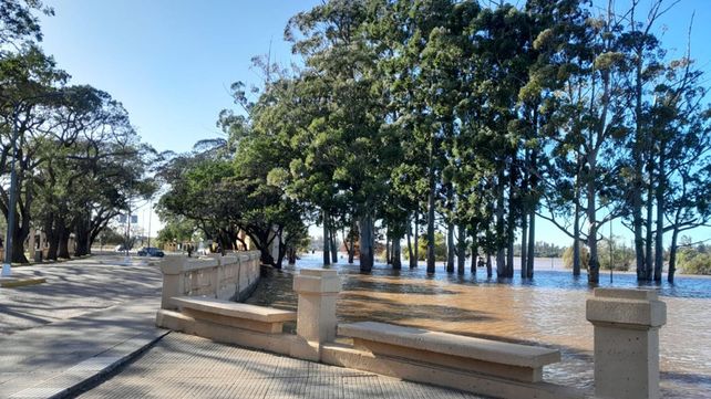 Por la crecida del río Uruguay en Concordia hay cuatro familias evacuadas. Tres fueron trasladas a casa particulares y una persona a un centro de evacuados&nbsp; 