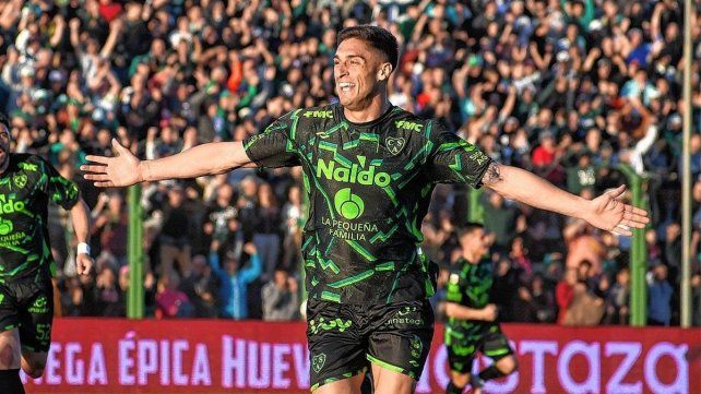 Racing perdió contra Sarmiento y llegará golpeado al partido ante Unión