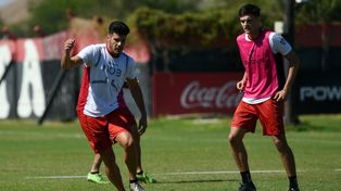 Guillermo Ortiz puede llegar a jugar su cuarto partido de titular en su retorno a Newells.