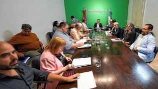 Agmer y AMET tendrán la tercera reunión con el Gobierno en mesa paritaria. De no haber acuerdo se iría a un pedido de clausura de la instancia paritaria docente